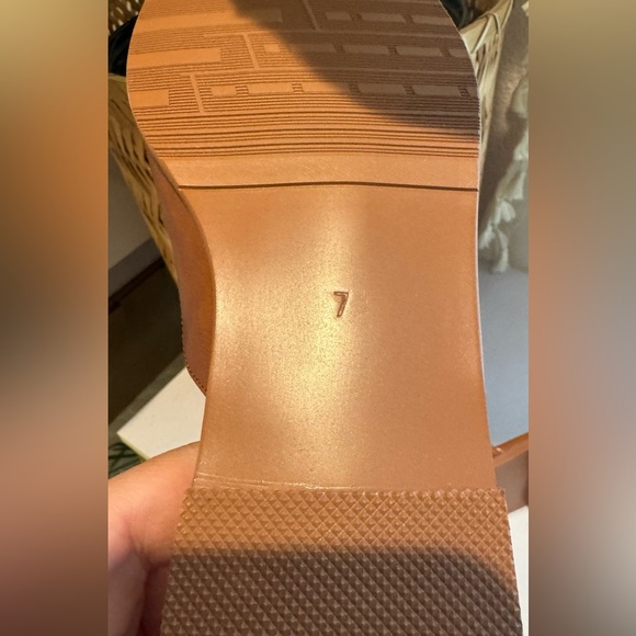 New Mules - size 7 - Picture 7 of 8